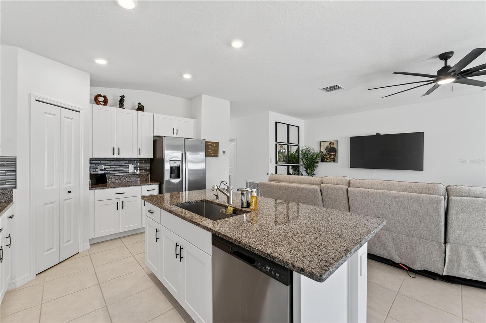 BALM GRV WEST - Residential Lease