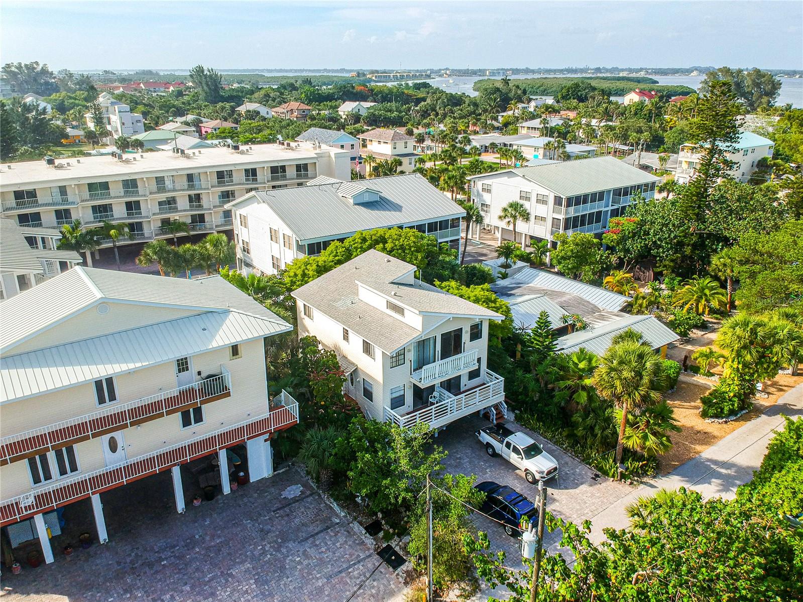 60 BEACHCOMBER LANE B