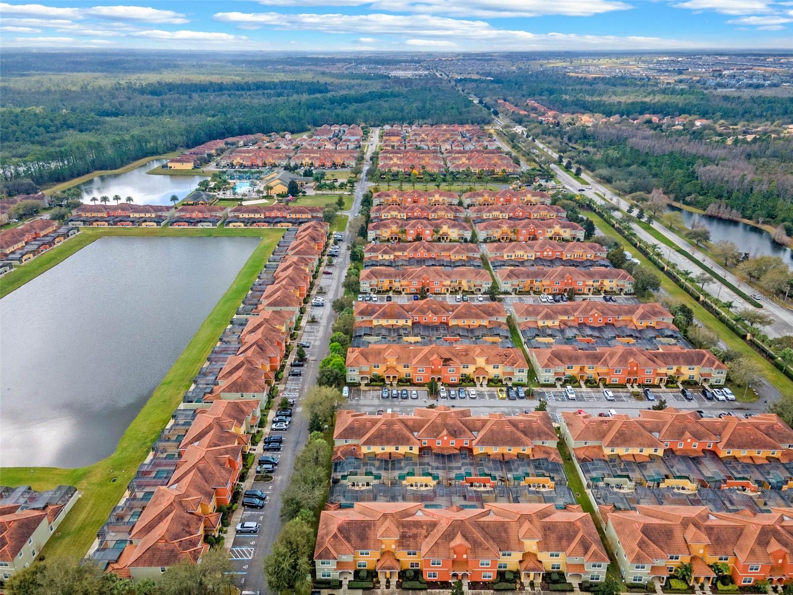 PARADISE PALMS RESORT - Residential