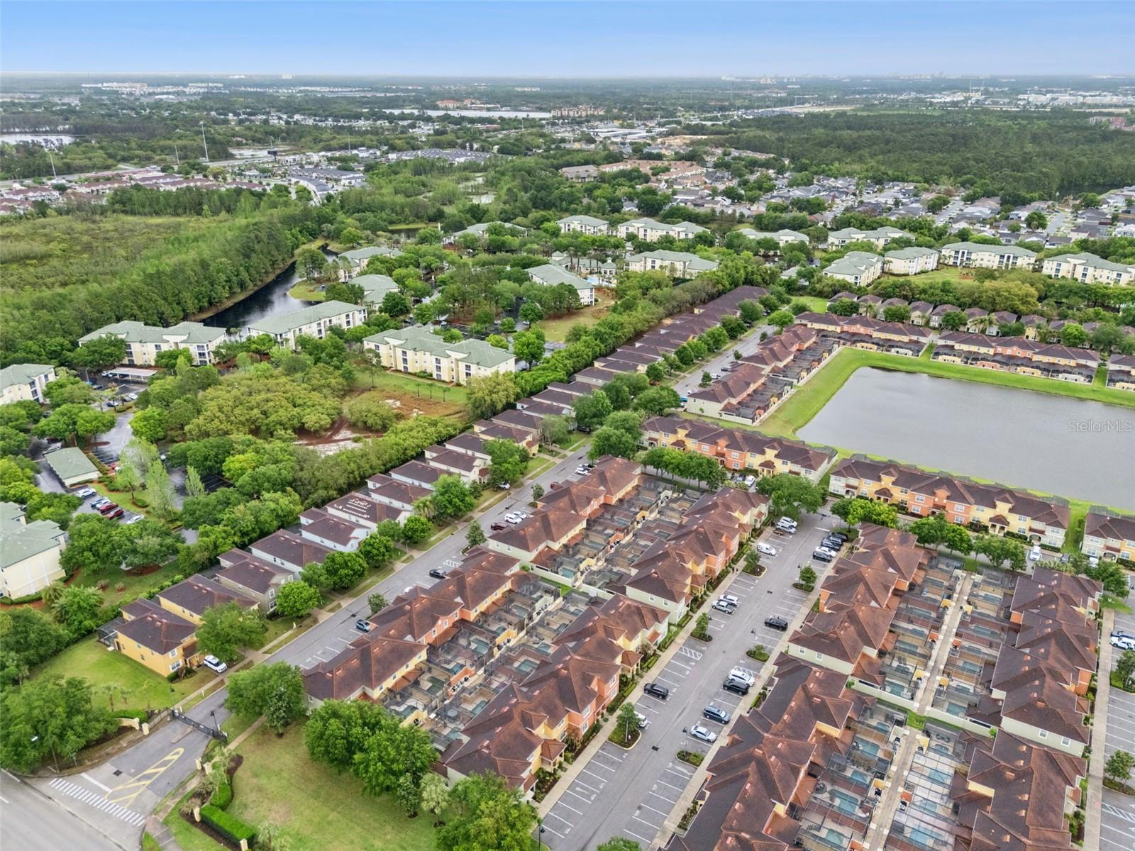 PARADISE PALMS RESORT - Residential