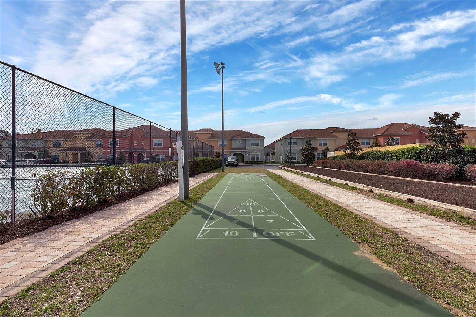 PARADISE PALMS RESORT - Residential