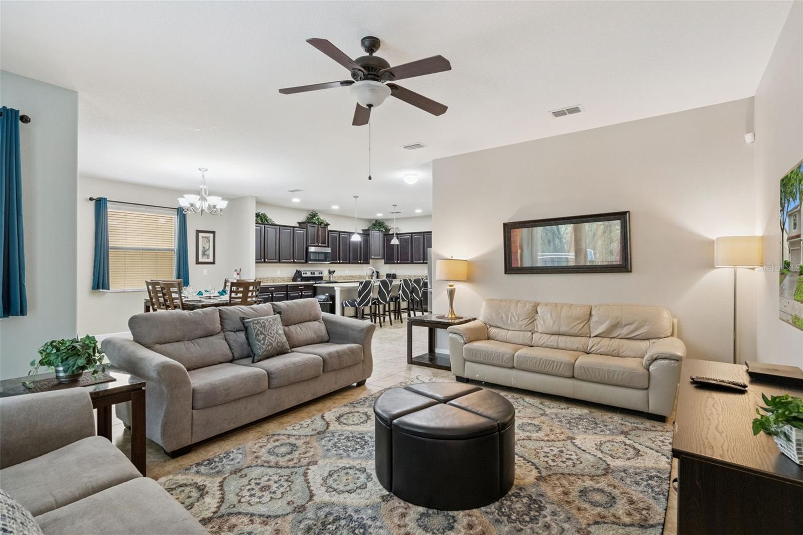 PARADISE PALMS RESORT - Residential