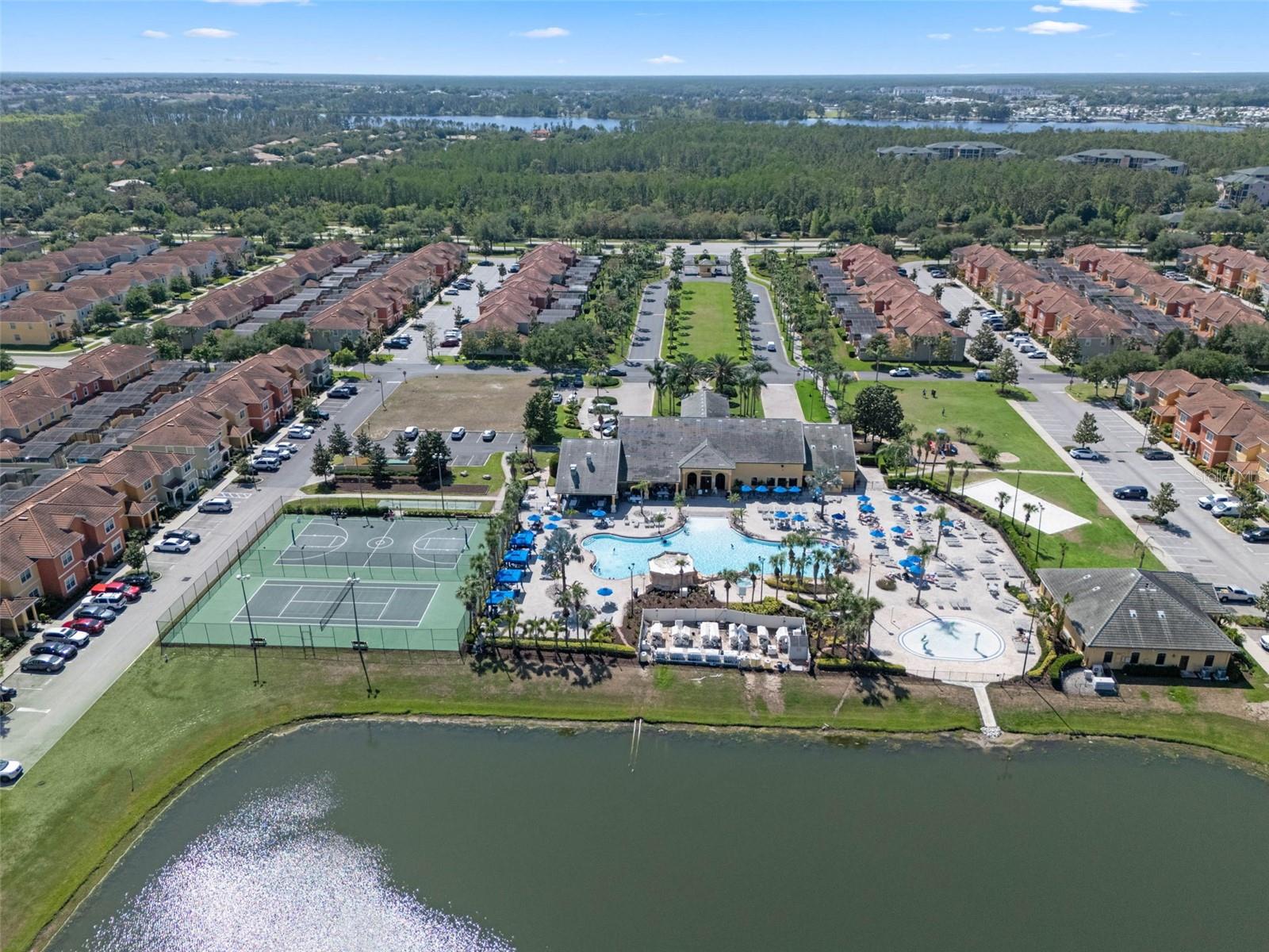 PARADISE PALMS RESORT - Residential