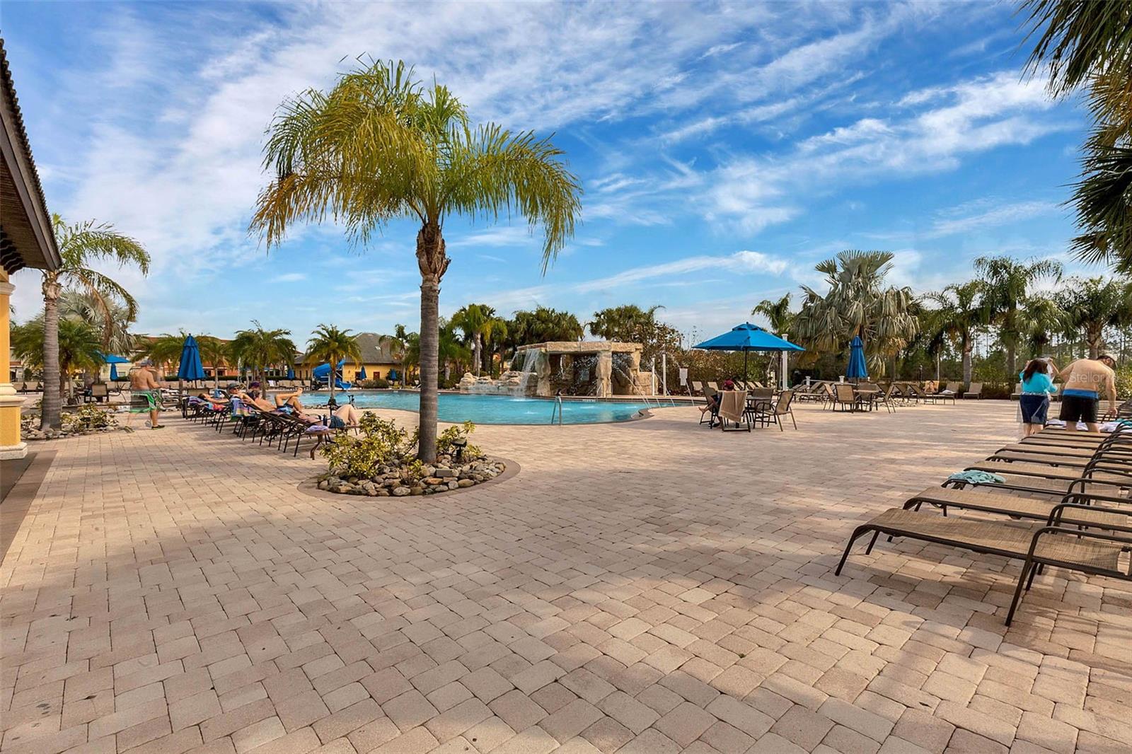 PARADISE PALMS RESORT - Residential