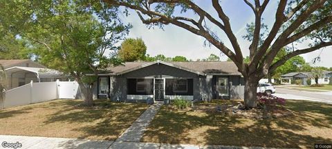 Photo of 2220 Whitney Place, Valrico, FL 33594 (MLS # TB8509356)
