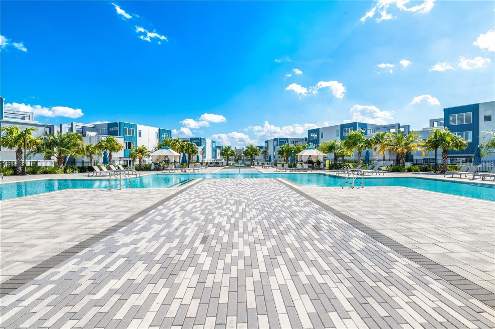 SPECTRUM AT REUNION CONDO PH 2A OR 5776/2995 UNIT - Residential Lease