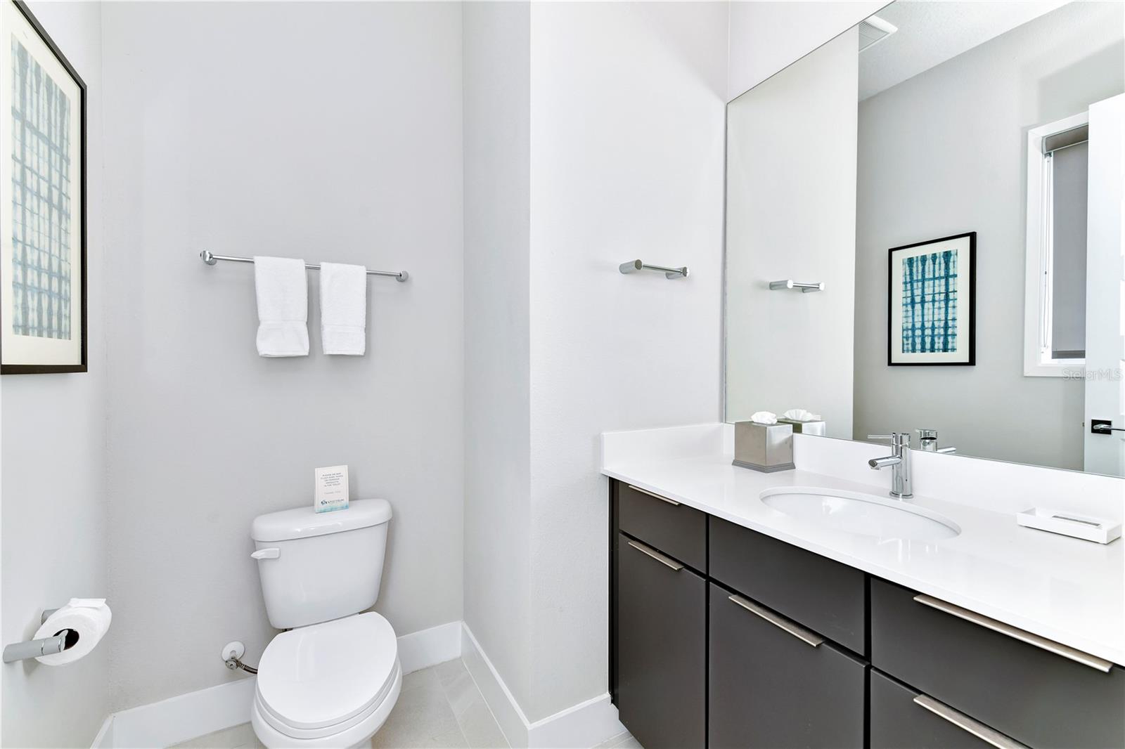 SPECTRUM AT REUNION CONDO PH 2A OR 5776/2995 UNIT - Residential Lease