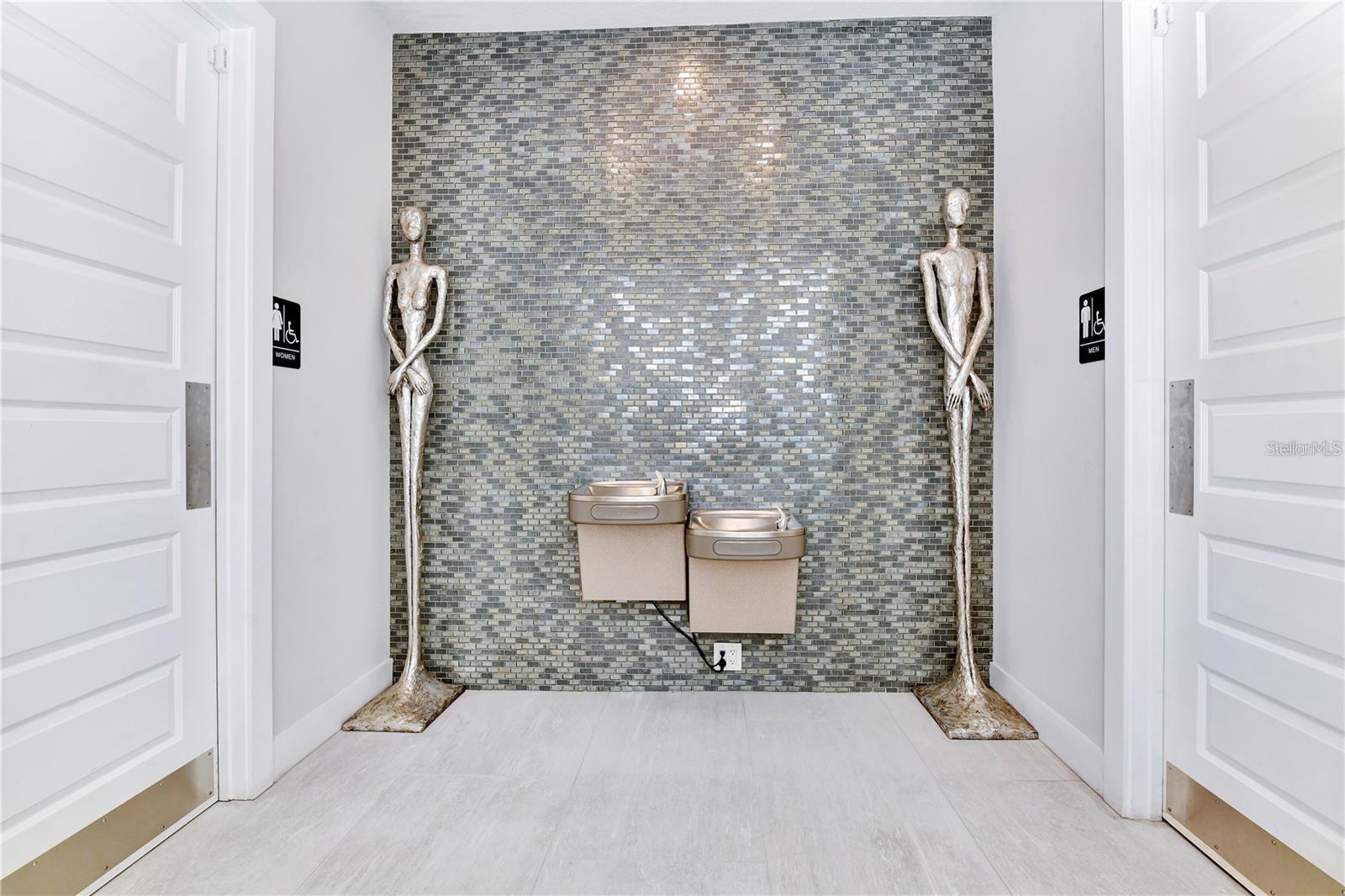 SPECTRUM AT REUNION CONDO PH 2A OR 5776/2995 UNIT - Residential Lease