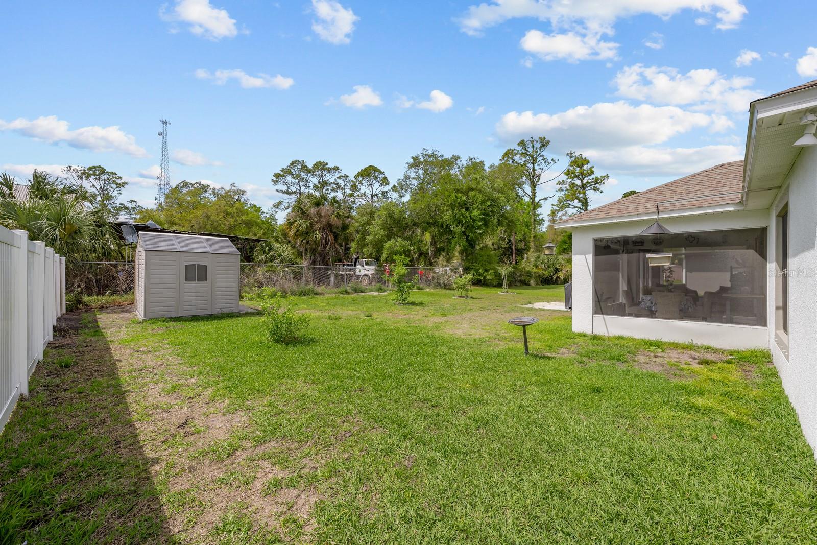 PINE LAKES - Residential