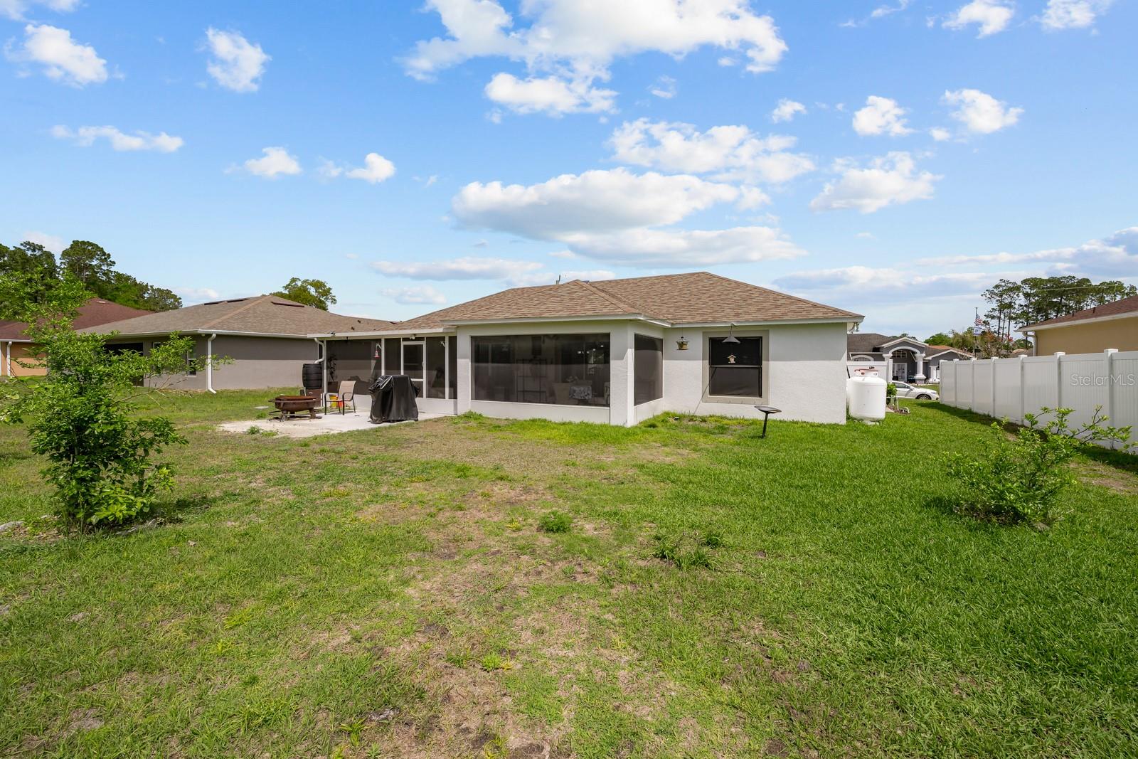 PINE LAKES - Residential