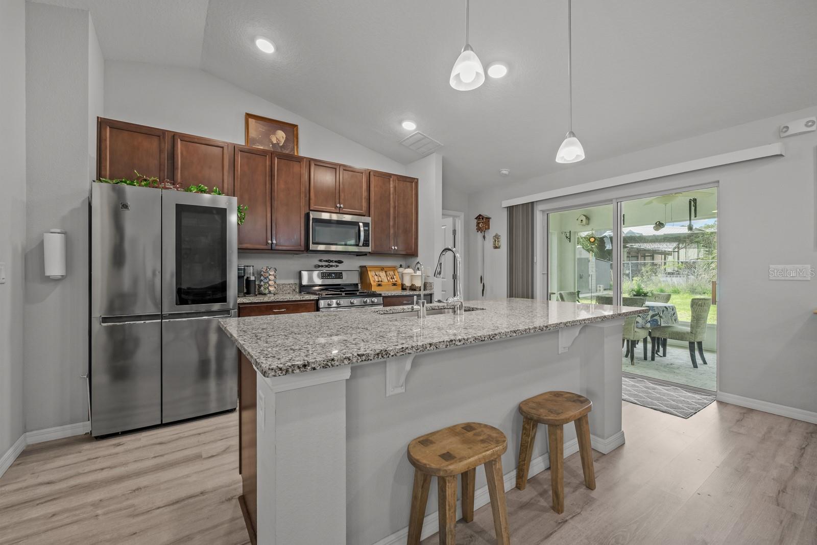 PINE LAKES - Residential