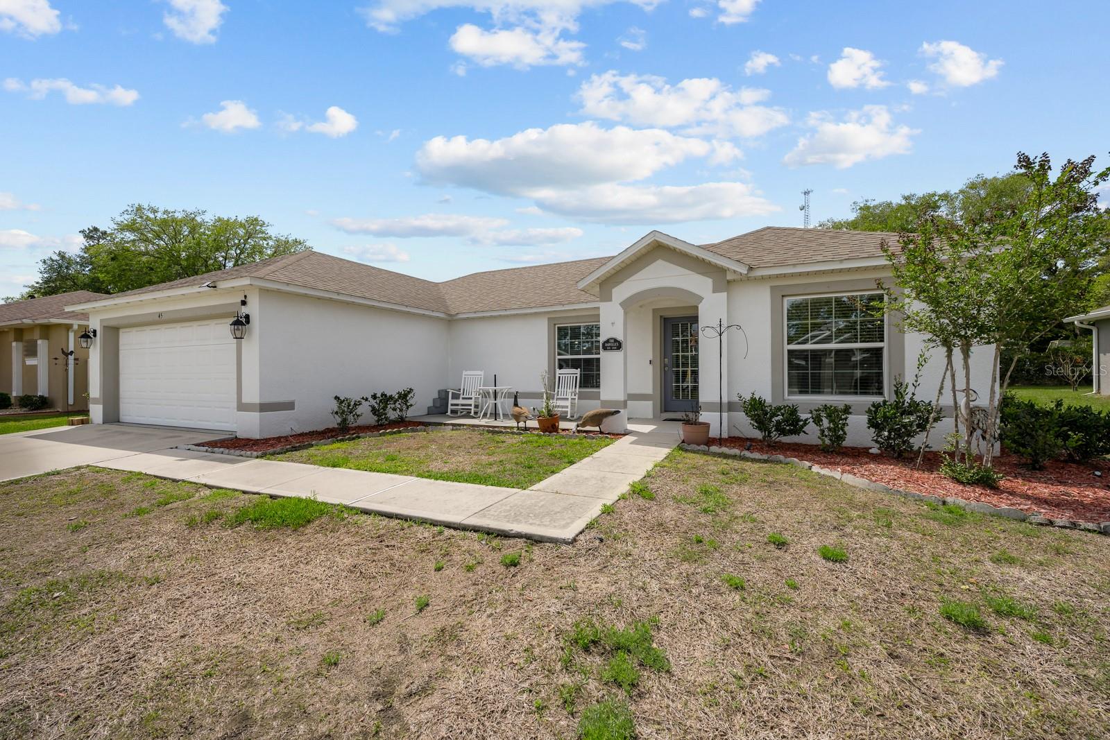 PINE LAKES - Residential