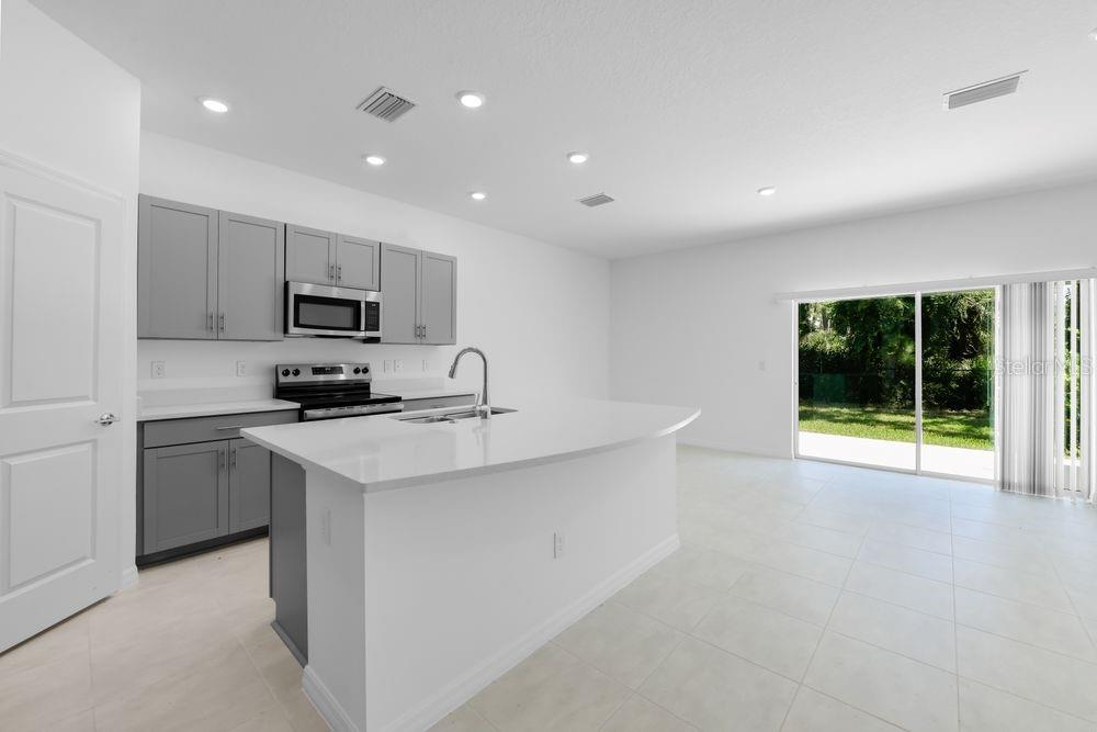 VINTERRA TOWNHOMES - Residential