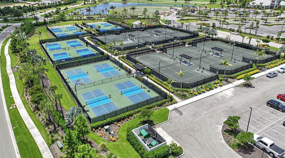 AZARIO ESPLANADE - Residential