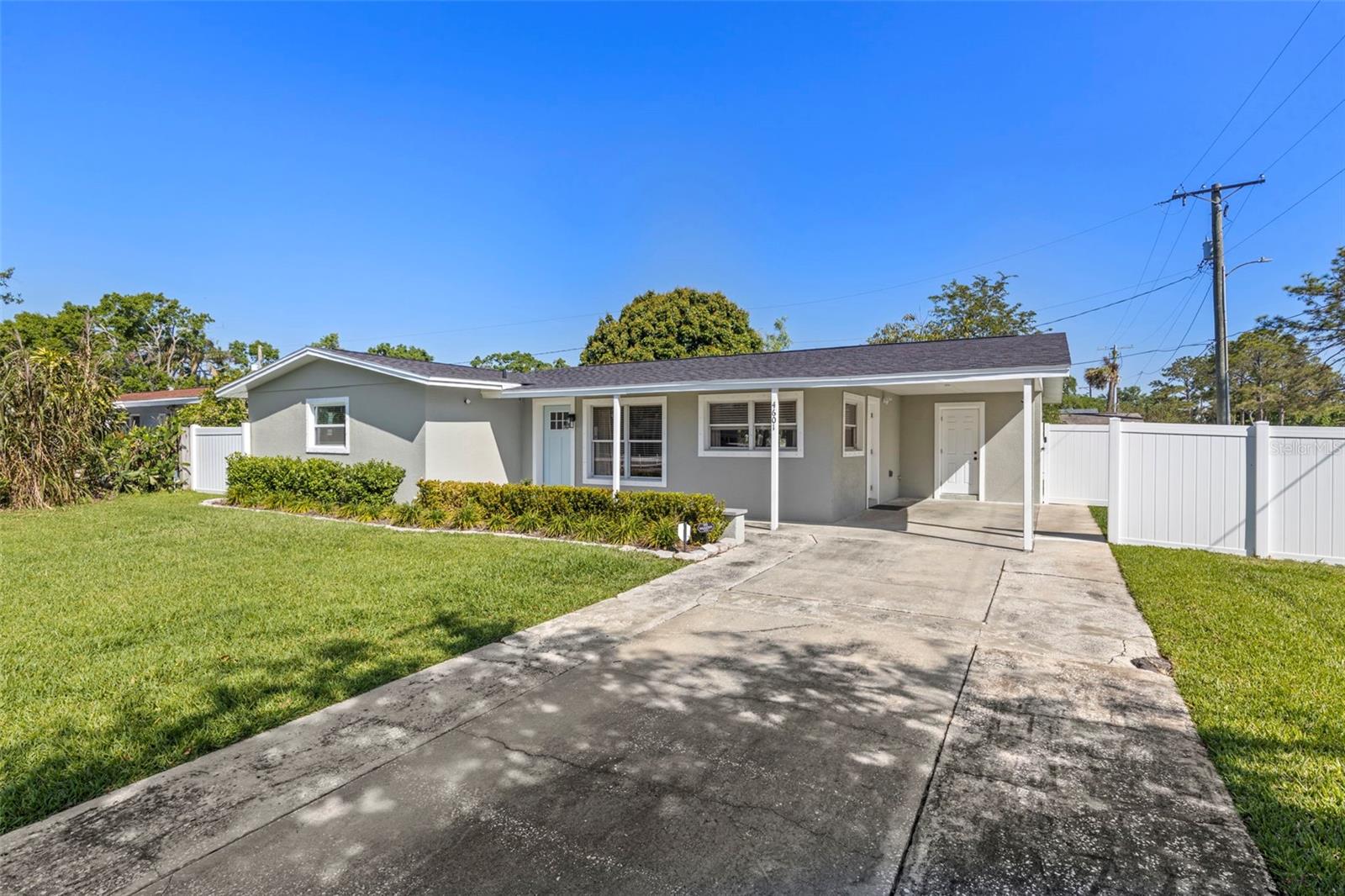 4601 W VILLA ROSA STREET