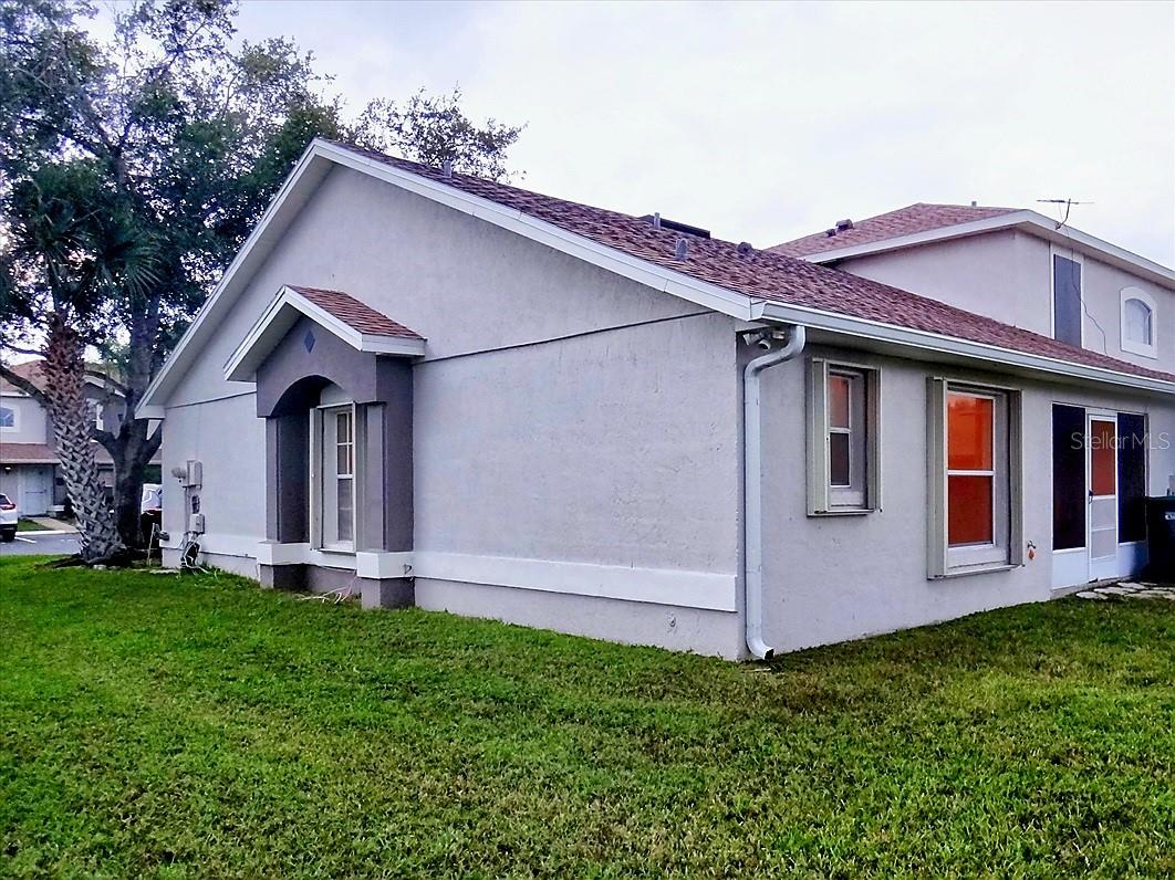ISLAND COVE VILLAS PH 02 - Residential