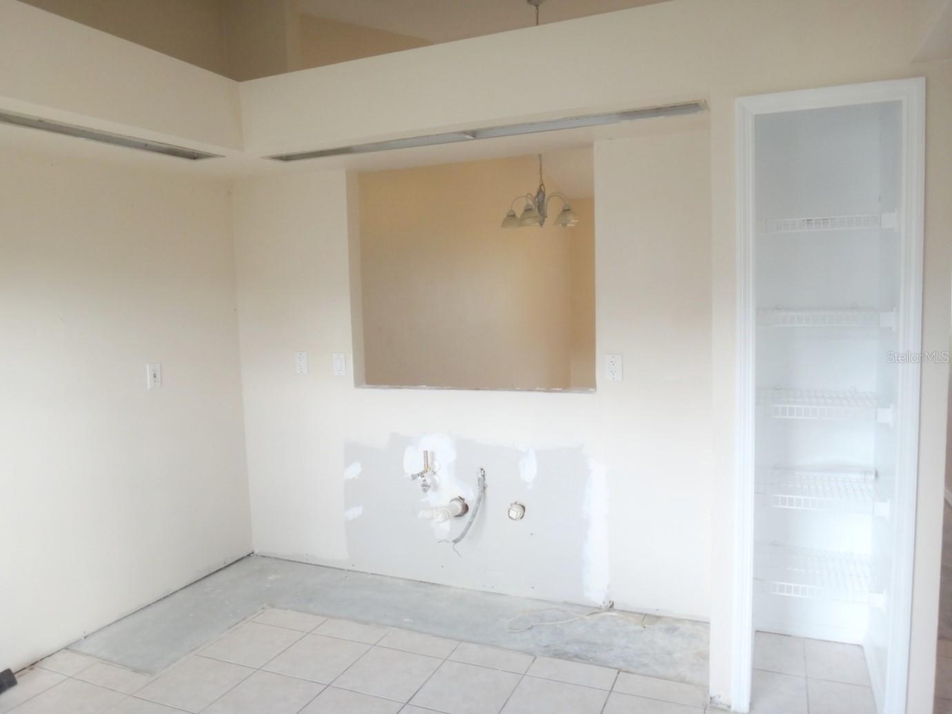 ISLAND COVE VILLAS PH 02 - Residential
