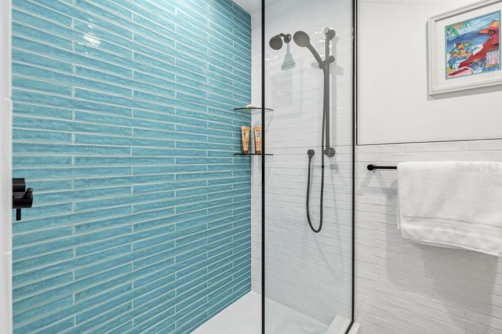 SEAPLACE I - Residential