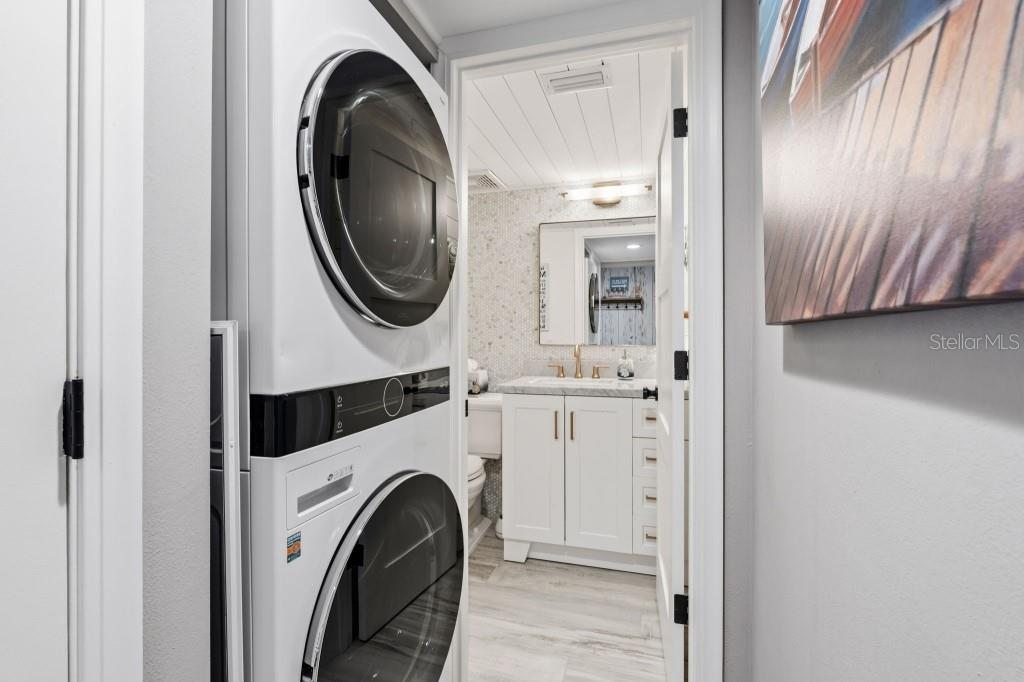 SEAPLACE I - Residential