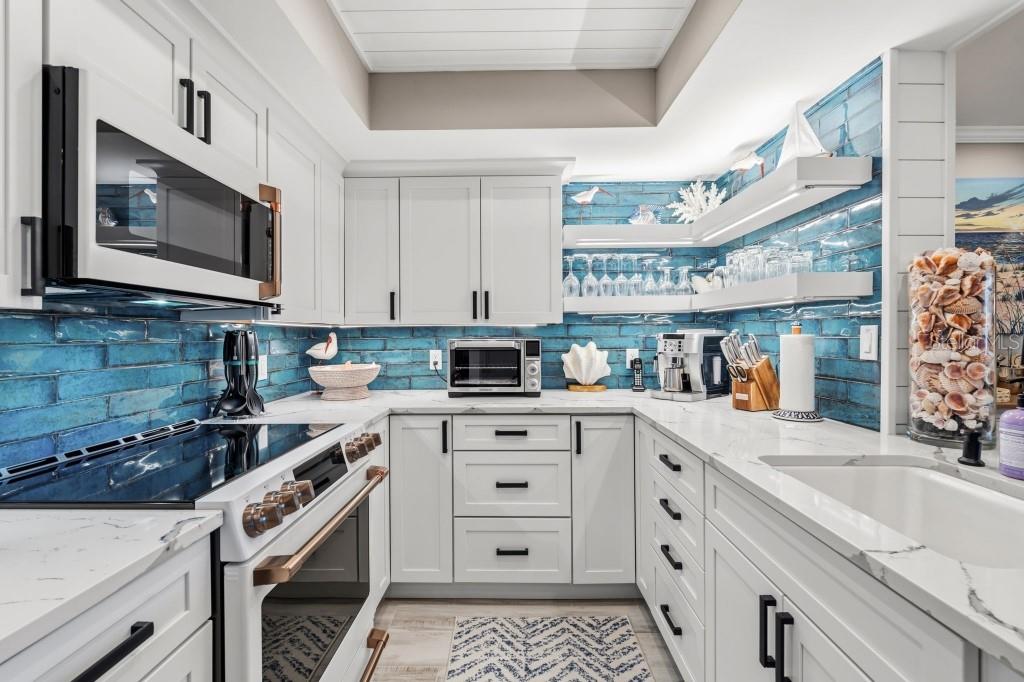 SEAPLACE I - Residential