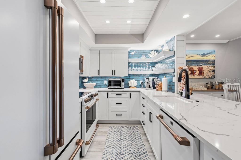 SEAPLACE I - Residential