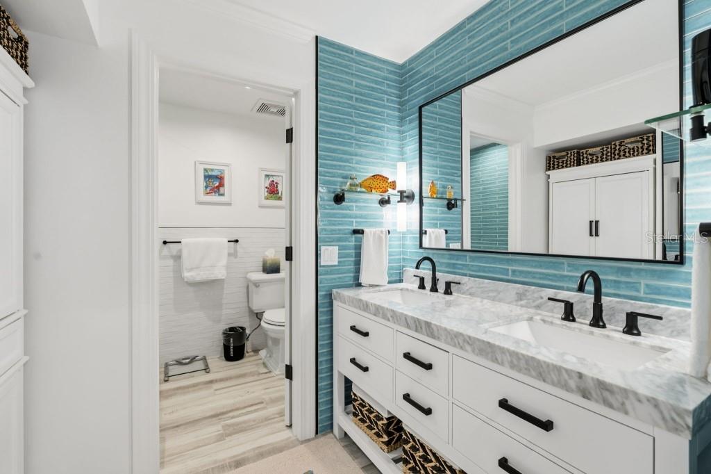 SEAPLACE I - Residential