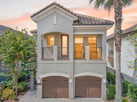 Photo of 1004 Castle Pines Court, Reunion, FL 34747 (MLS # O6286215)