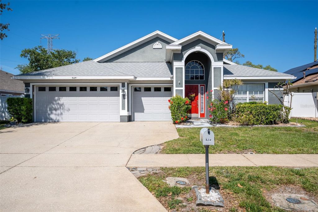 Photo of 624 N Lake Boulevard, Tarpon Springs, FL 34689 (MLS # TB8503224)