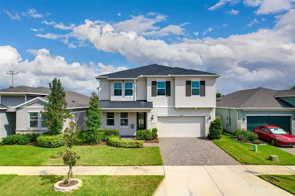 Photo of 10814 Whitland Grove Drive, Riverview, FL 33578 (MLS # TB8469165)