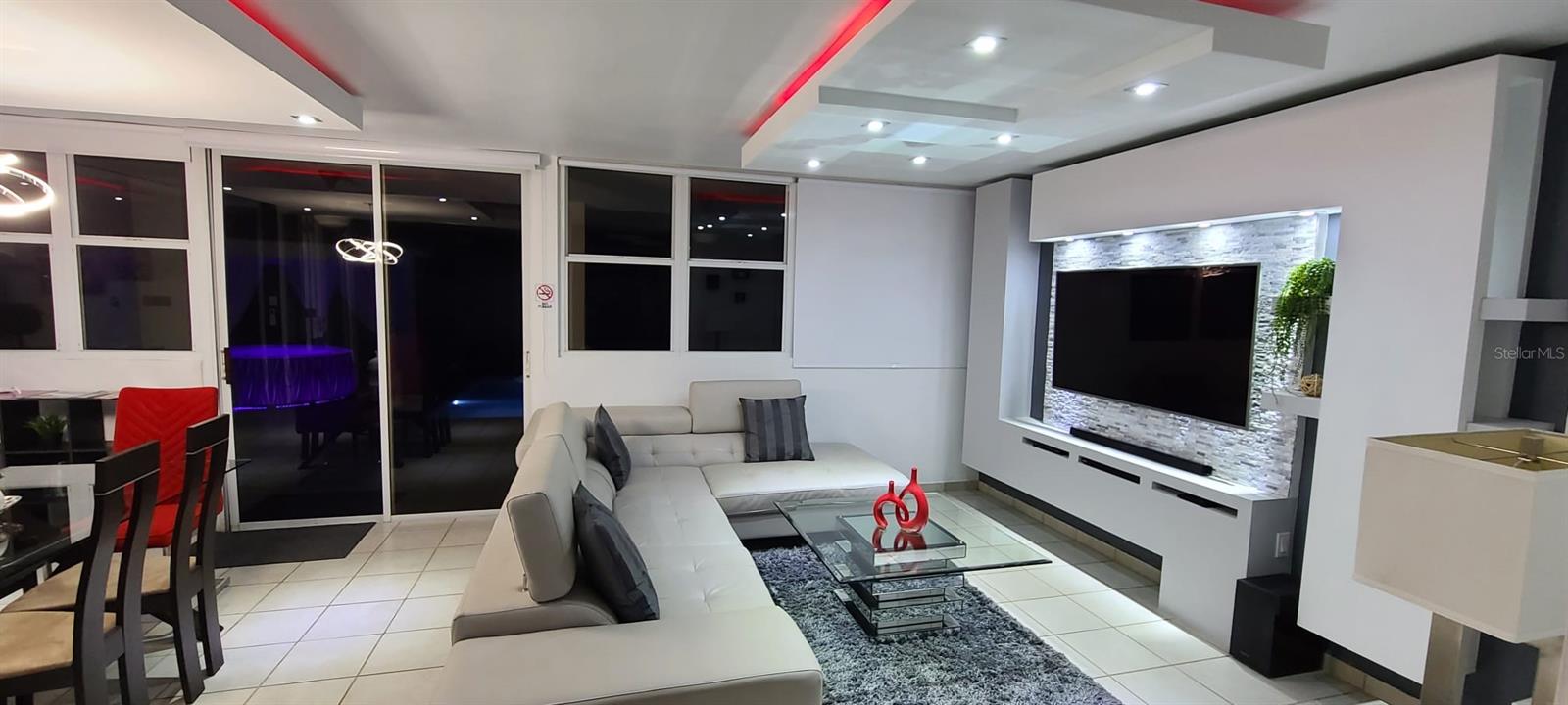 LOS MONTED DE DORADO - Residential