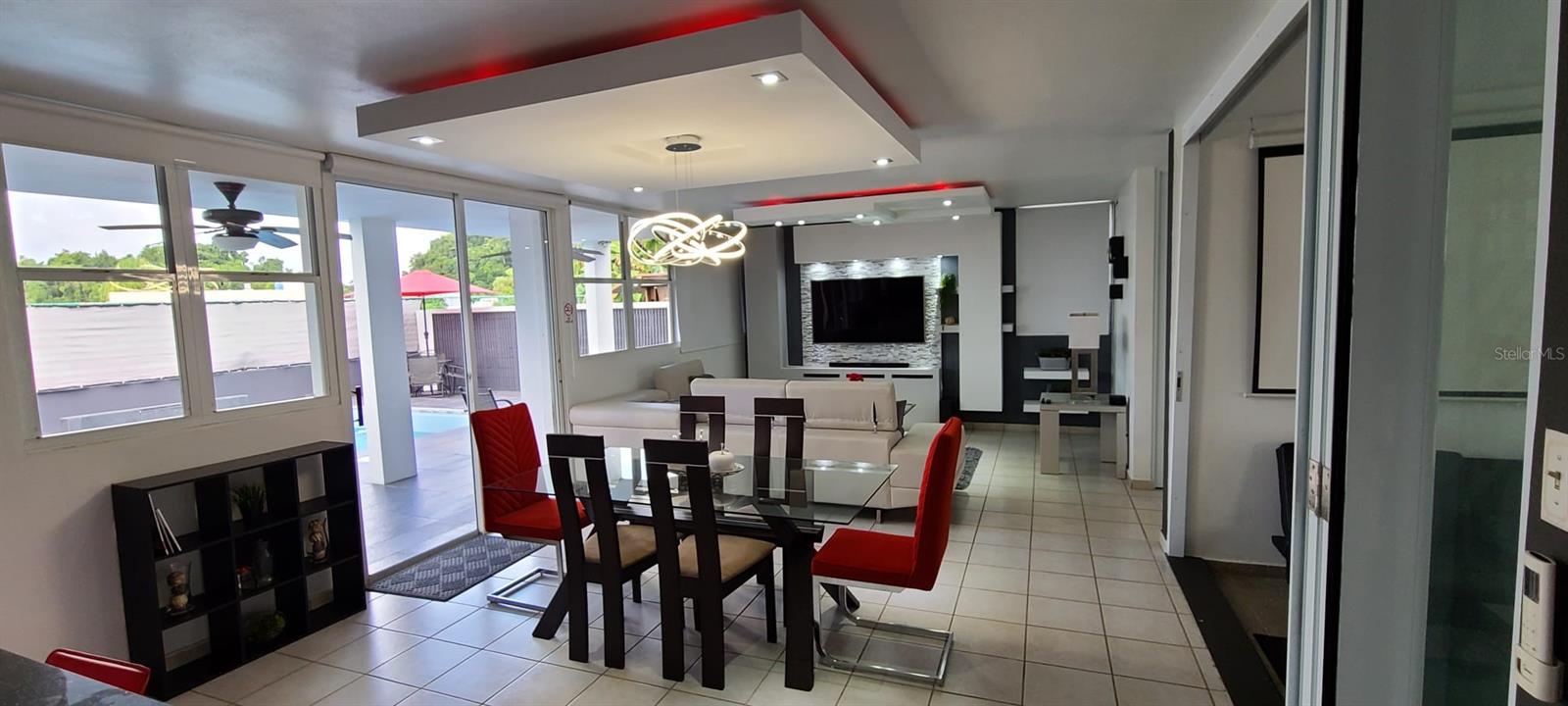 LOS MONTED DE DORADO - Residential