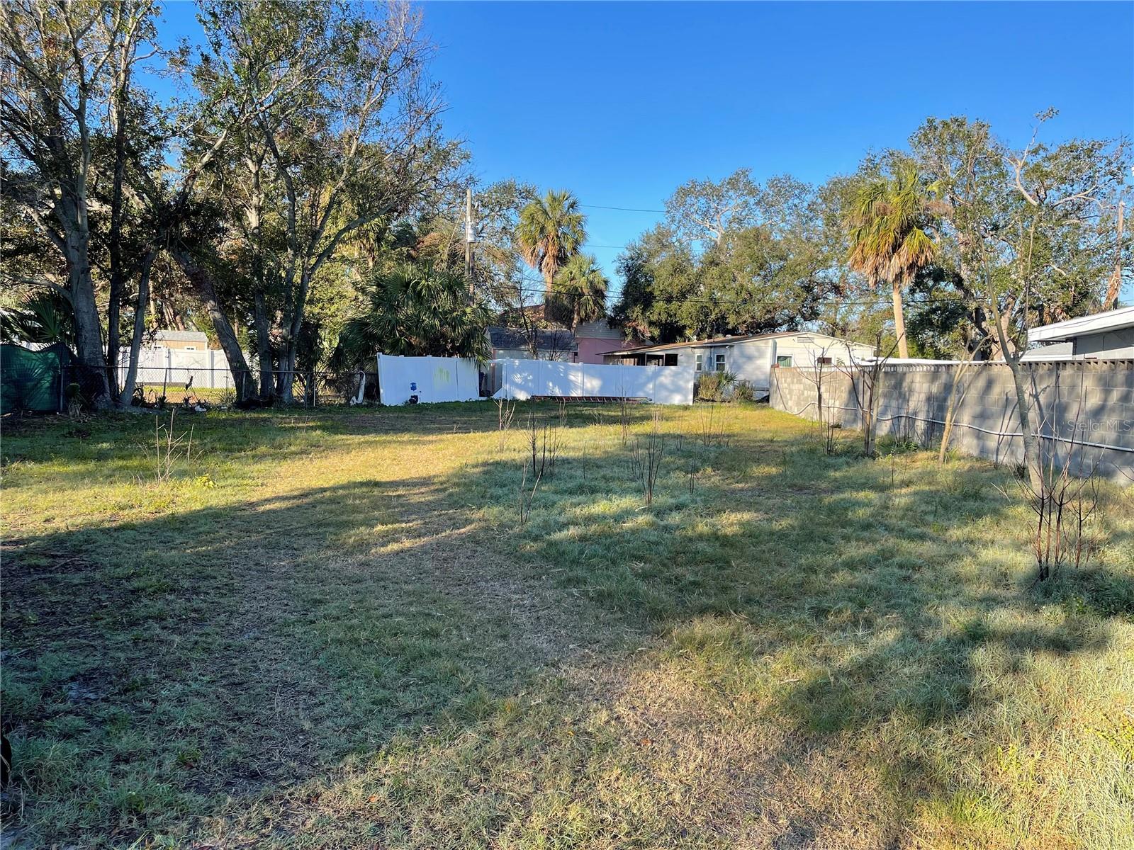 Vacant Residential Lot 2.0 miles from Downtown St. Petersburg, 7.6 miles from St. Pete Beach & Treasure Island, County Use Code: 0000 Vacant Residential Lot & Acreage Less Than 5 Acres, 7,867 Sqft