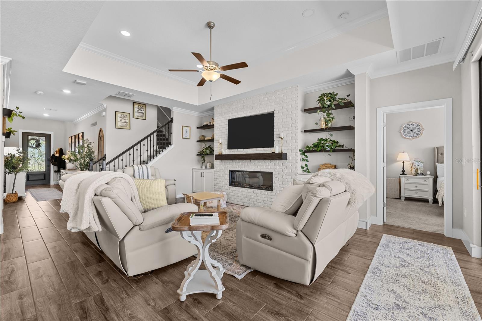 MITCHELL 54 WEST PH 2 - Residential