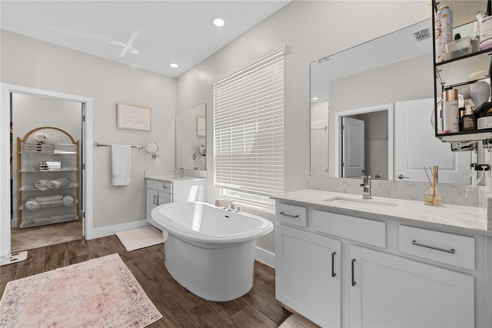 MITCHELL 54 WEST PH 2 - Residential