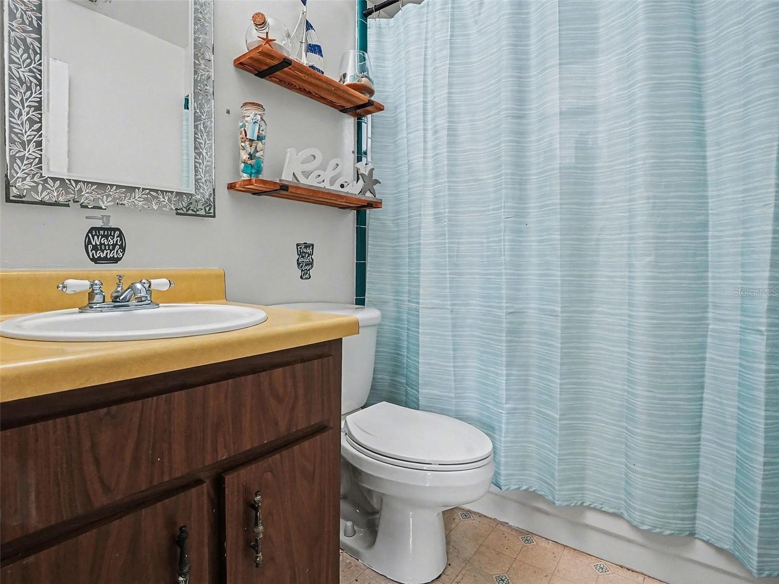 OAK GROVE EAST - Residential