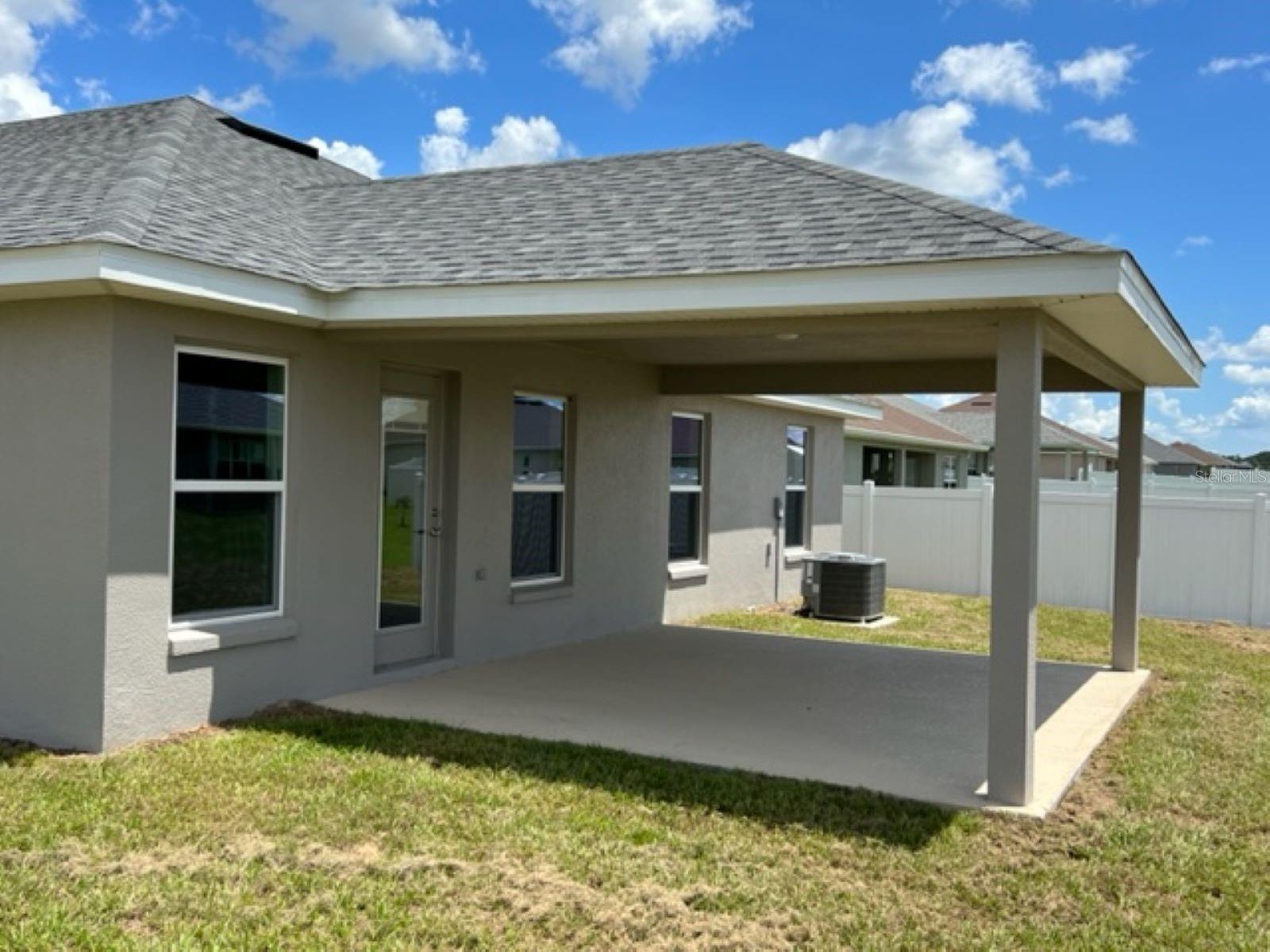 2206 NW 23RD LOOP