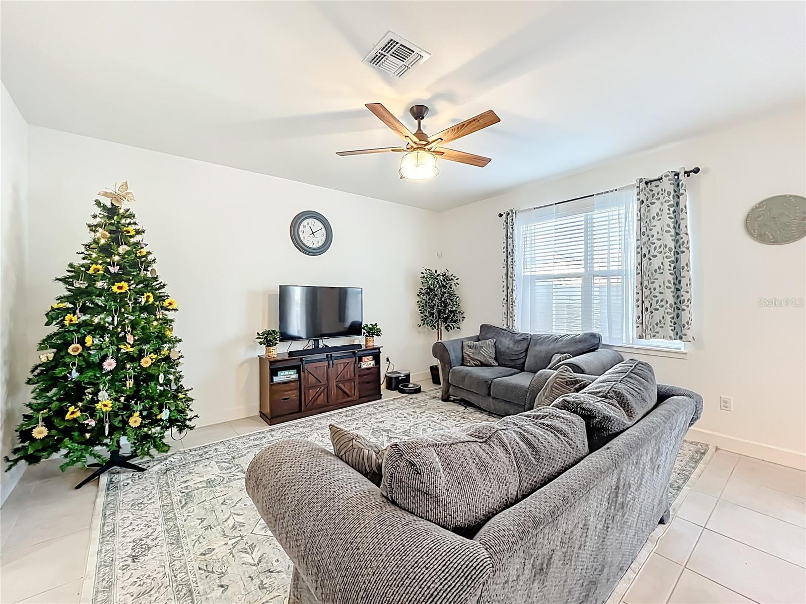 TOWNHOMES AT RIVERS EDGE - Residential