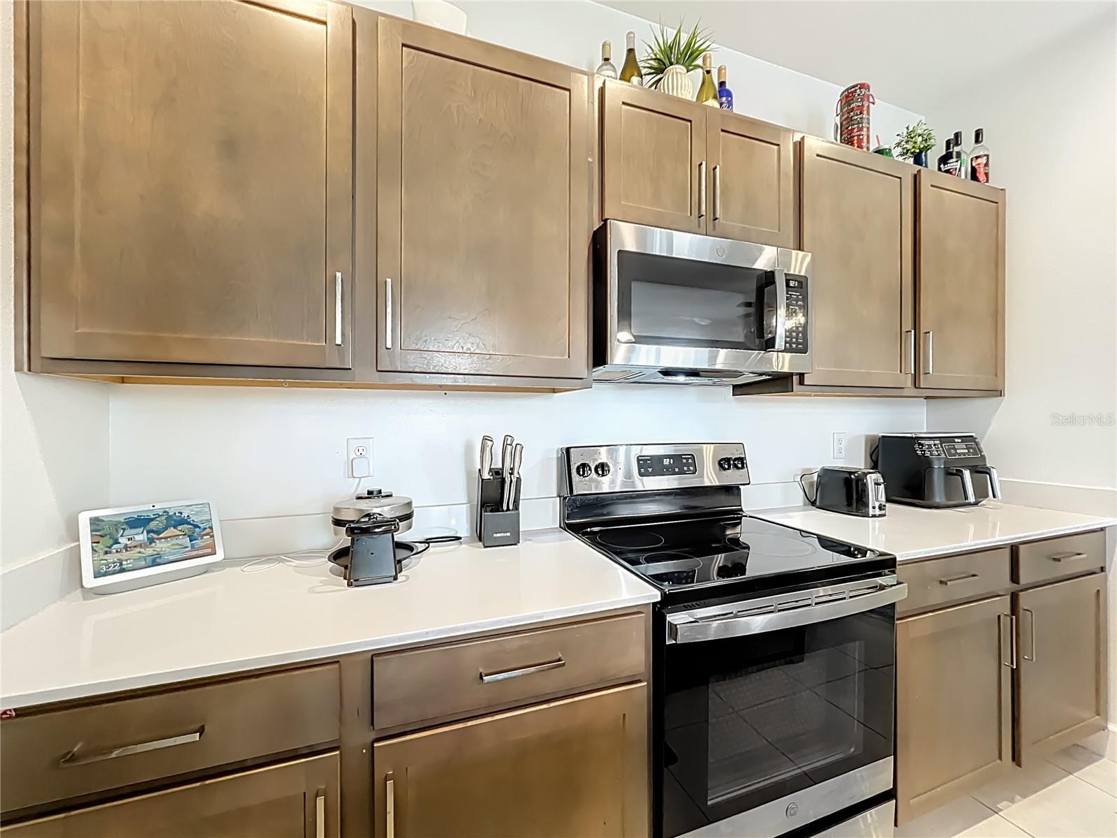 TOWNHOMES AT RIVERS EDGE - Residential