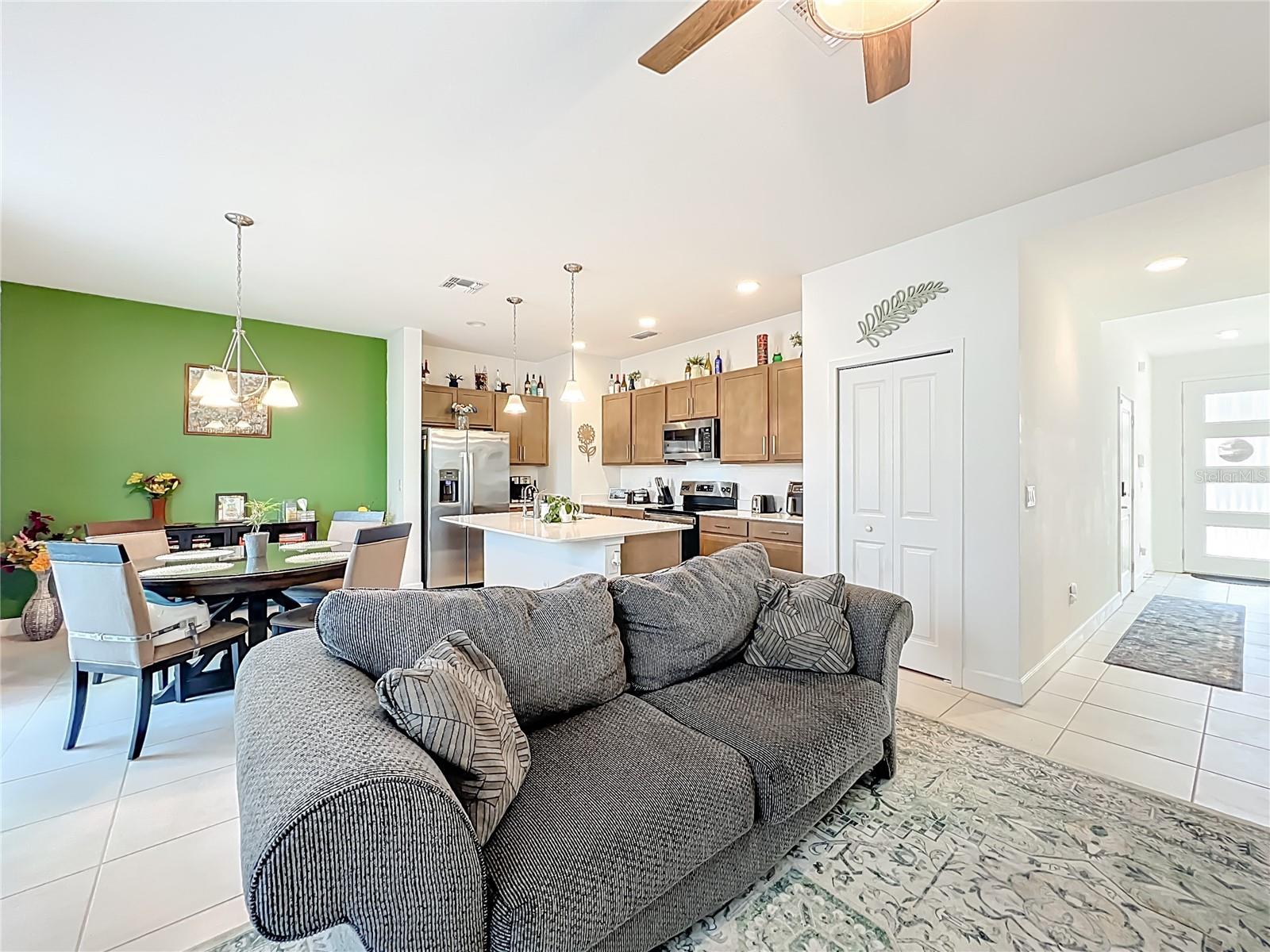 TOWNHOMES AT RIVERS EDGE - Residential