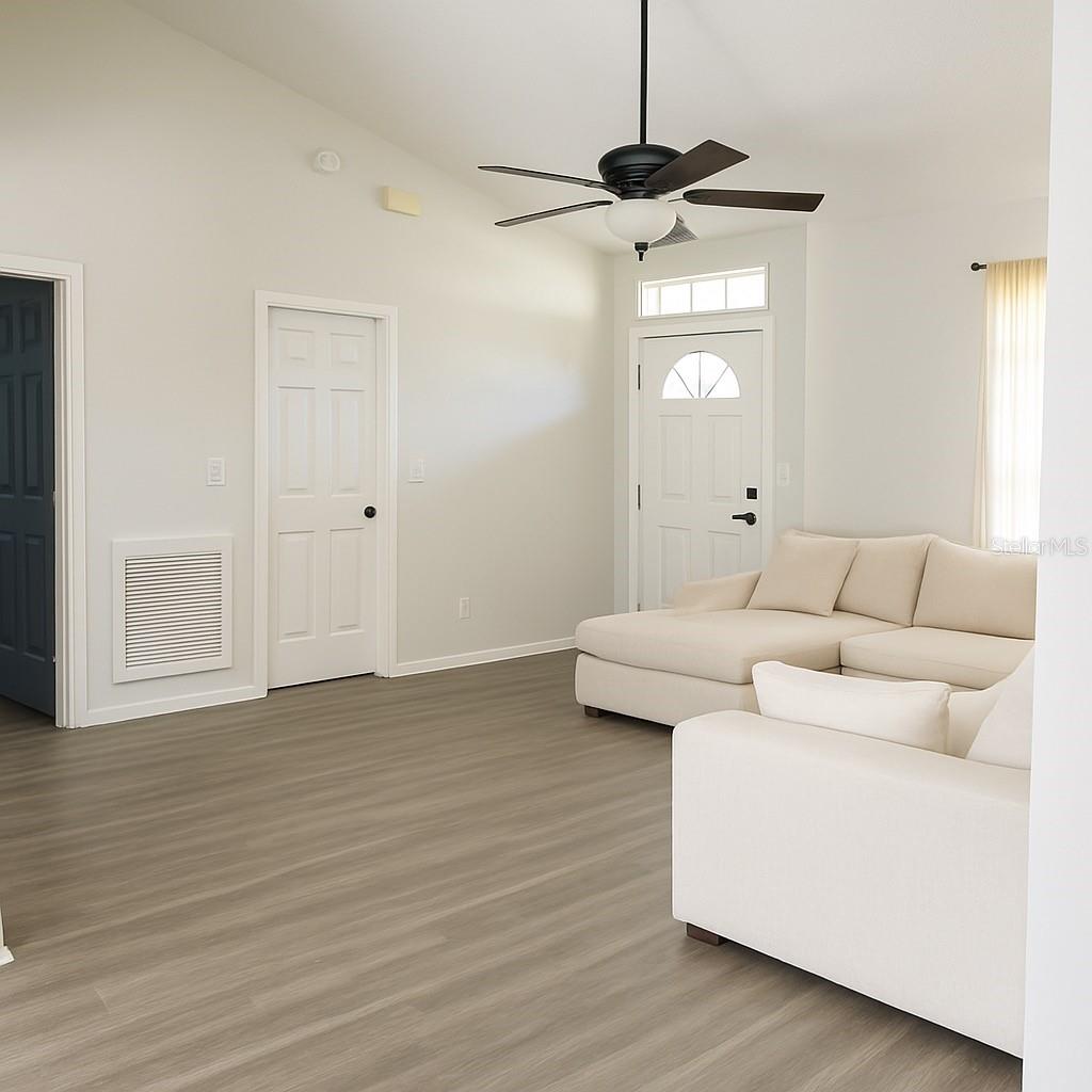 1293 COURTLAND BOULEVARD