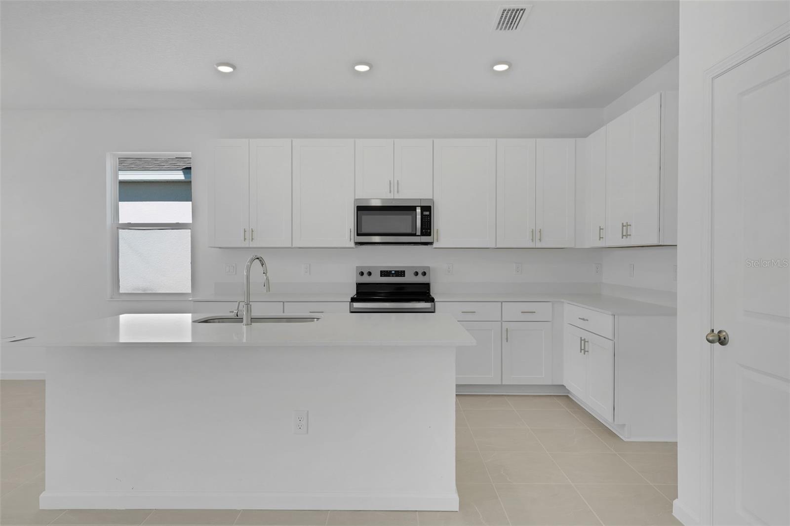 WILLOWBROOK - Residential