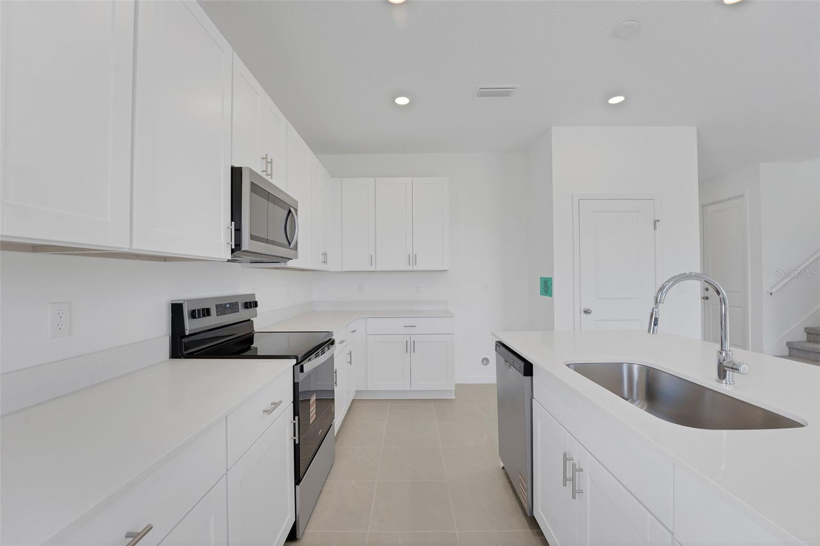 WILLOWBROOK - Residential