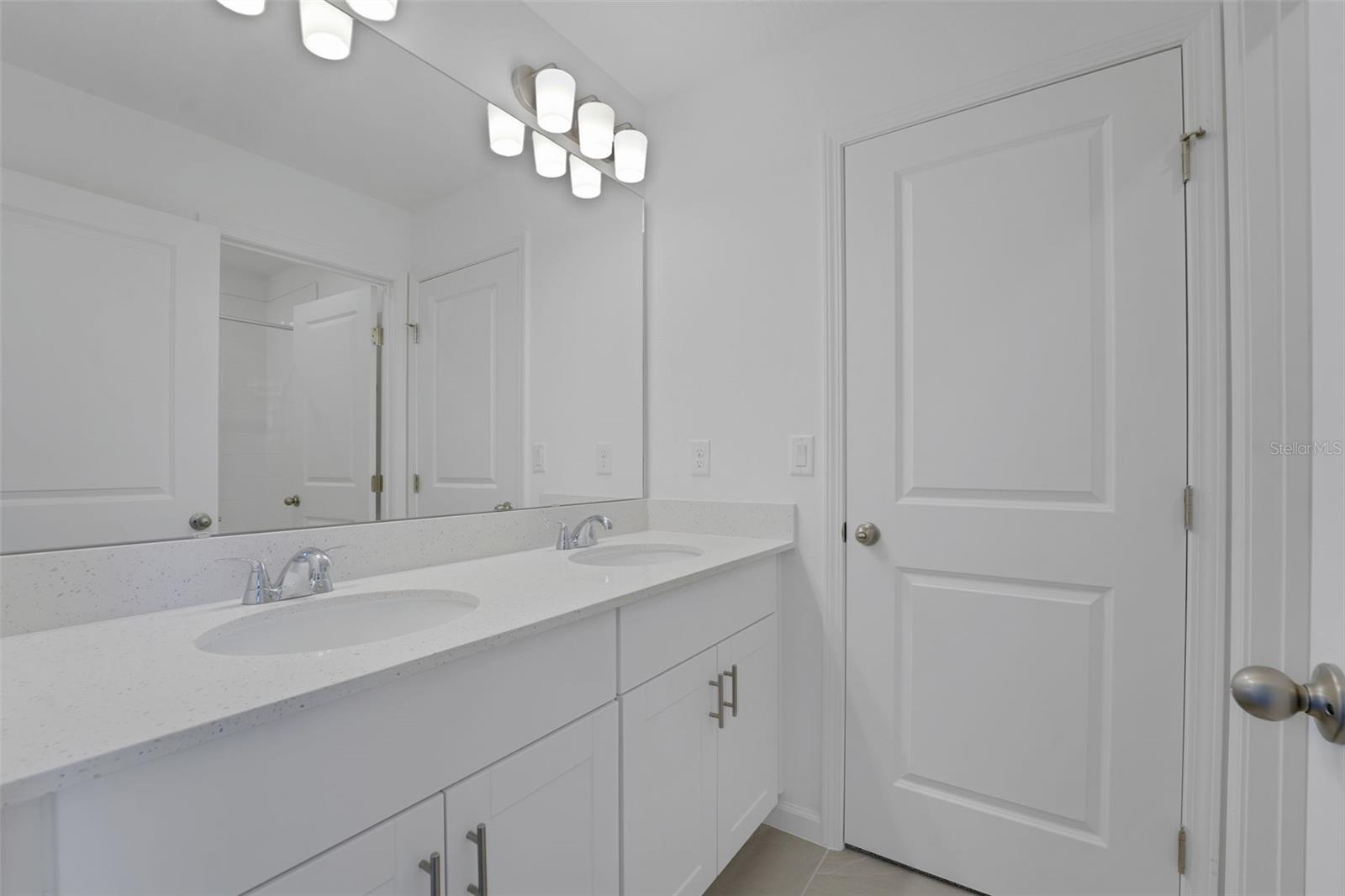 WILLOWBROOK - Residential