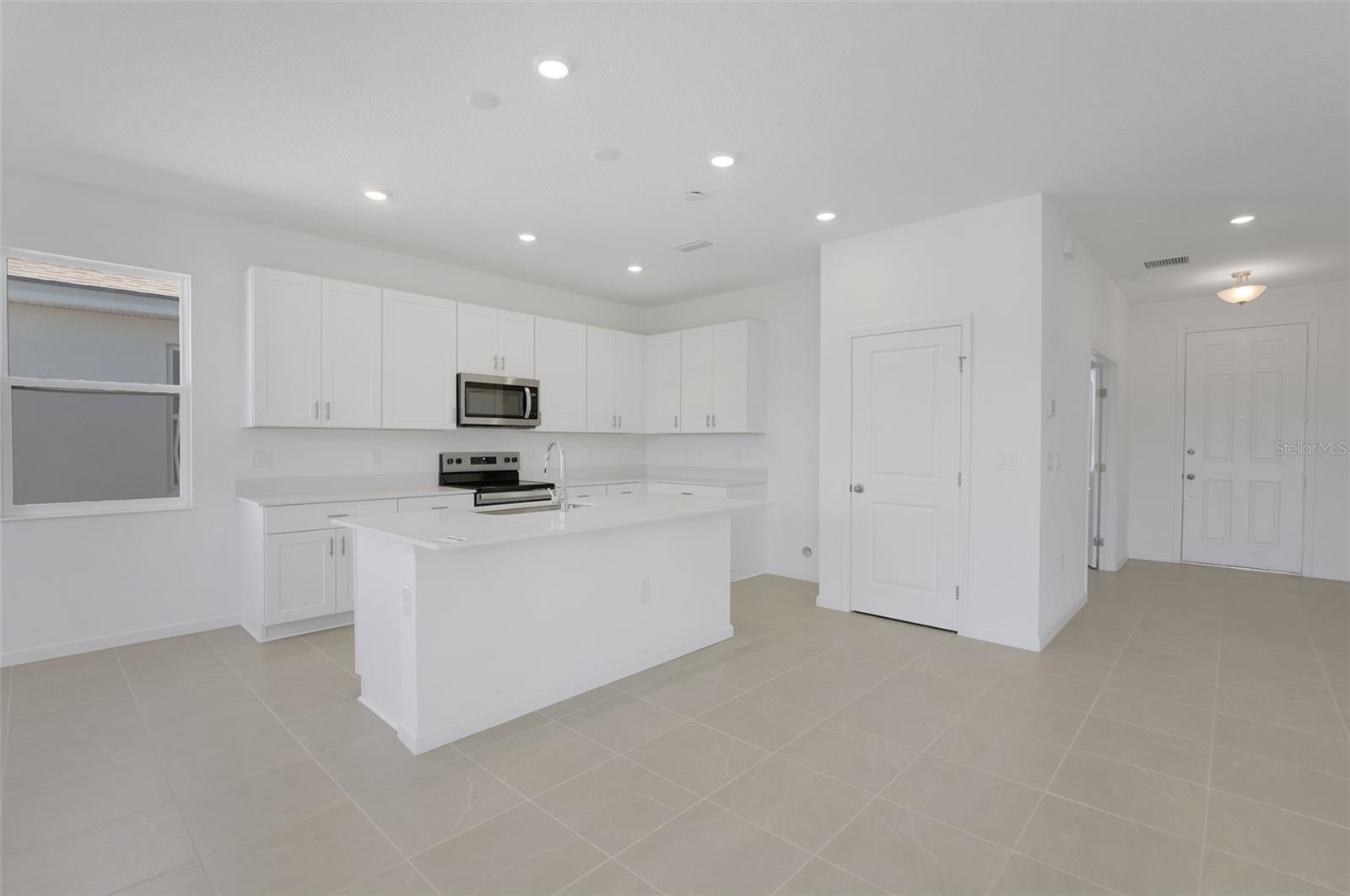 WILLOWBROOK - Residential