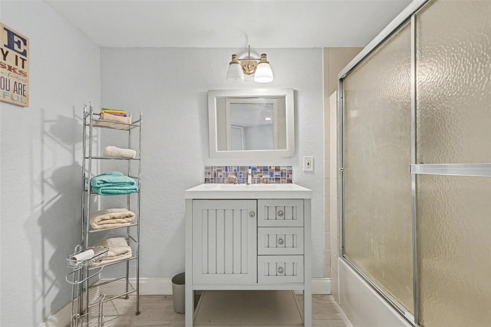 ROCK POINTE CONDO PH III - Residential