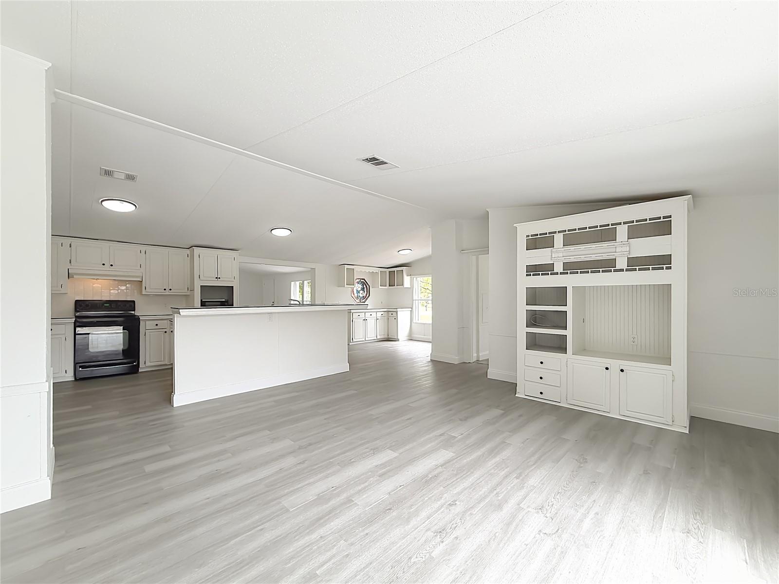 OAKLAND HILLS SUB - Residential