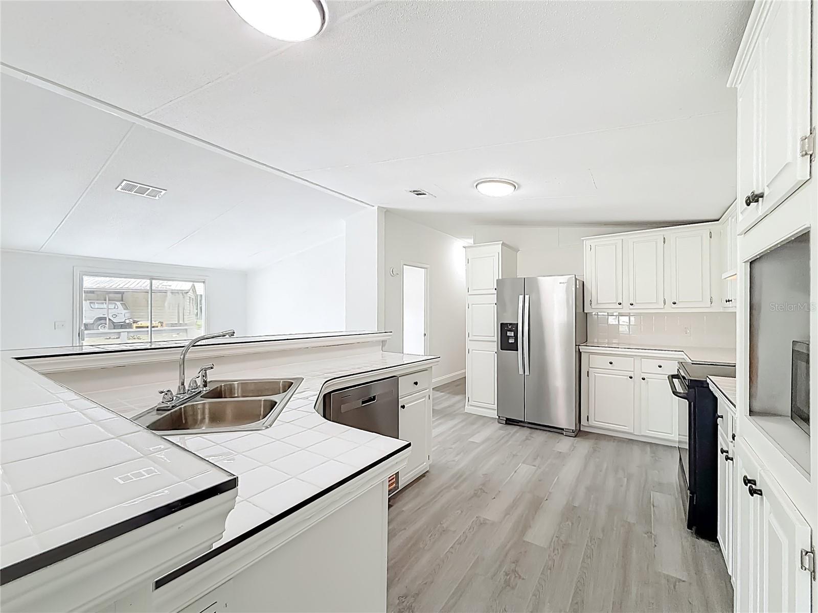 OAKLAND HILLS SUB - Residential