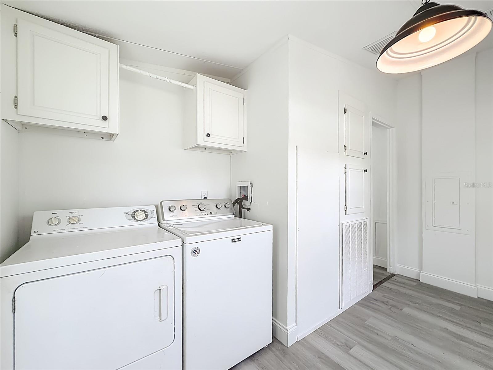 OAKLAND HILLS SUB - Residential