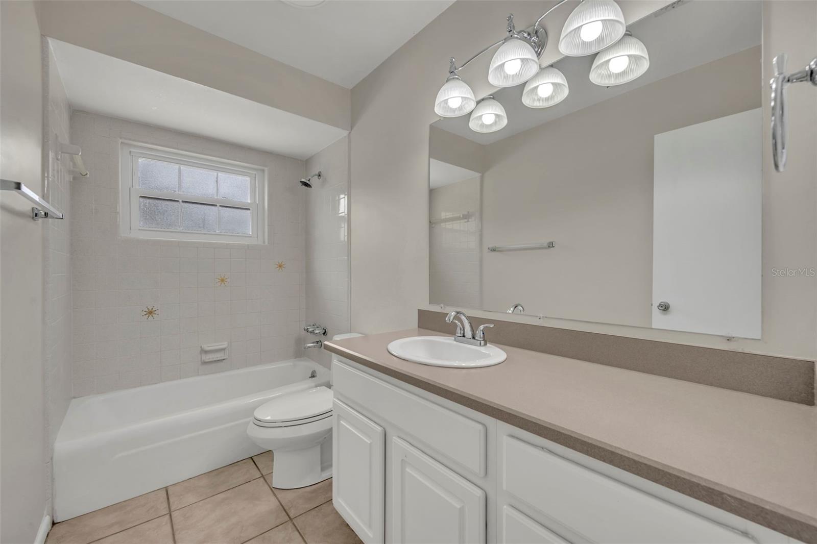 GREENFIELD MANOR - Residential