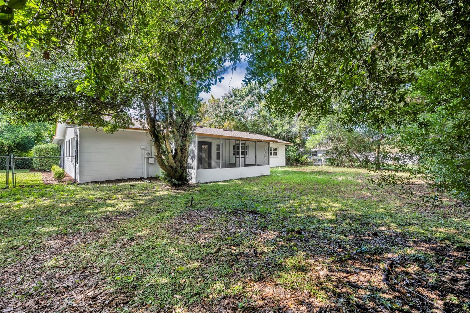 GREENFIELD MANOR - Residential